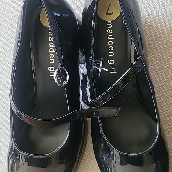 Madden Girl Black Platform Mary Jane Shoes - Picture 3 of 3